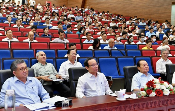 TPHCM nghiên cứu, học tập, quán triệt Nghị quyết Hội nghị Trung ương 6, khóa XIII ảnh 2