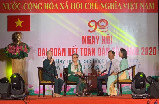 Phát huy tình làng nghĩa xóm trong xây dựng nếp sống văn minh đô thị ảnh 2