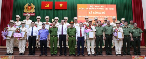 Đại tá Nguyễn Hoàng Thắng giữ chức vụ Trưởng Công an TP Thủ Đức ảnh 5 Đại tá Nguyễn Hoàng Thắng giữ chức vụ Trưởng Công an TP Thủ Đức ảnh 5