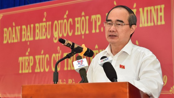 Cử tri huyện Nhà Bè nêu bức xúc về nhà, đất với Bí thư Thành ủy TPHCM Nguyễn Thiện Nhân ảnh 1