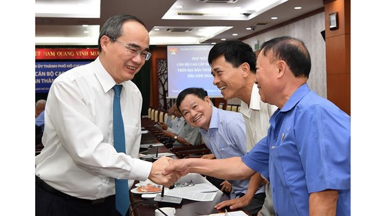 Bí thư Thành ủy TPHCM Nguyễn Thiện Nhân họp mặt cán bộ cao cấp nghỉ hưu ảnh 1 Bí thư Thành ủy TPHCM Nguyễn Thiện Nhân họp mặt cán bộ cao cấp nghỉ hưu ảnh 1