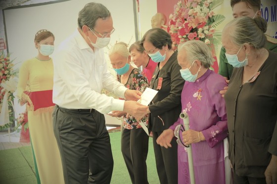 Bí thư Thành ủy TPHCM Nguyễn Văn Nên: Tạo nỗ lực mới, đưa đất nước phát triển hùng cường ảnh 4