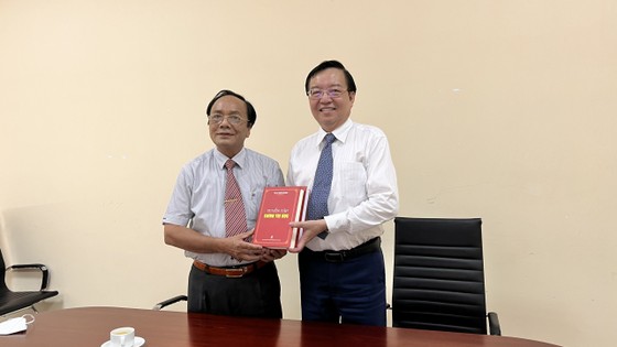 Lãnh đạo Ban Tuyên giáo Thành ủy TPHCM thăm, chúc mừng các đơn vị khoa học, công nghệ ảnh 5