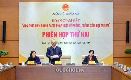 Phó Chủ tịch Quốc hội Uông Chu Lưu chủ trì phiên họp của Đoàn giám sát 