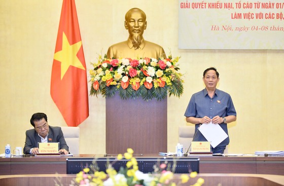 Phó Chủ tịch Quốc hội Trần Quang Phương chủ trì cuộc làm việc 