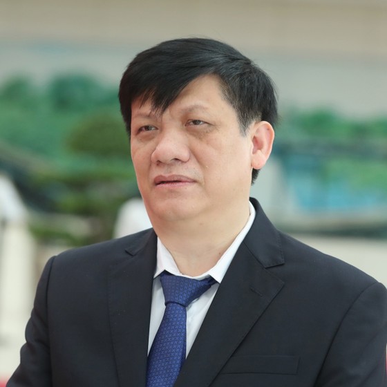 Quốc hội bãi nhiệm và phê chuẩn cách chức Bộ trưởng Bộ Y tế Nguyễn Thanh Long ảnh 1