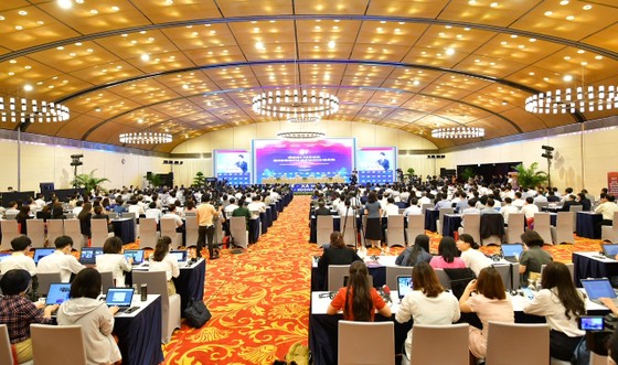 Khai mạc Diễn đàn Kinh tế - Xã hội Việt Nam năm 2022 ảnh 2
