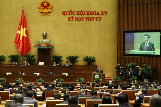 Quốc hội khai mạc trọng thể kỳ họp thứ 4 tại Hội trường Diên Hồng ảnh 1