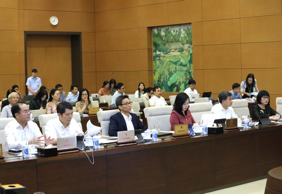 Tiếp tục nghiên cứu, hoàn thiện quy định về tự chủ và quản lý tài chính tại cơ sở khám, chữa bệnh ảnh 2