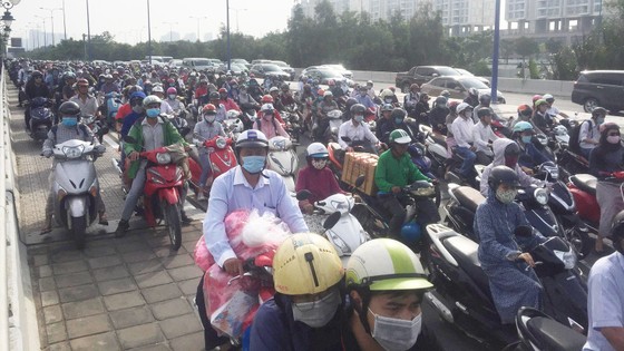 Diễn biến mới nhất vụ xe tải đâm sập giàn giáo công trình, cửa hầm Thủ Thiêm bị phong toả ảnh 4