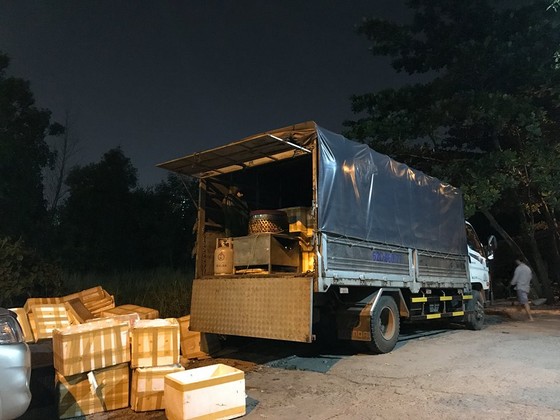 Phát hiện 3 tấn chim cút bốc mùi hôi thối không rõ nguồn gốc ảnh 3