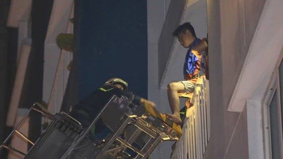 Vụ cháy chung cư Carina: Cấm đi khỏi nơi cư trú đối với nguyên Tổng giám đốc Công ty Hùng Thanh ảnh 5