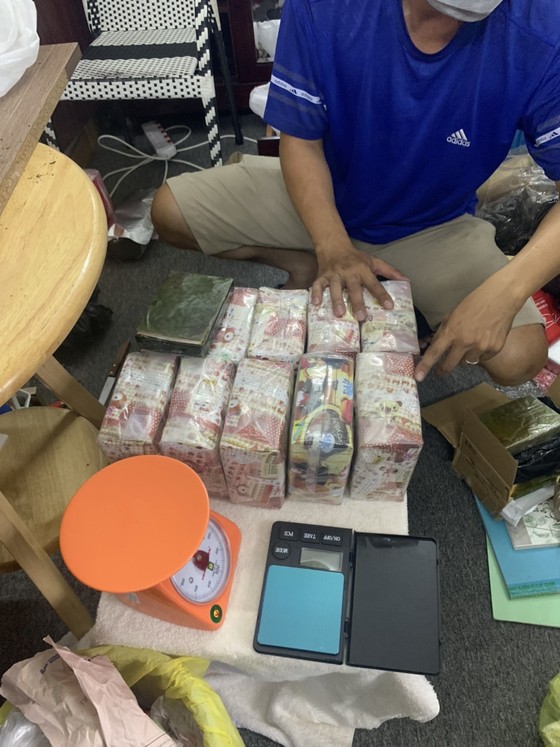 Hành trình phá đường dây ma túy thu 50 bánh heroin, 35kg ma túy đá... ảnh 5 Hành trình phá đường dây ma túy thu 50 bánh heroin, 35kg ma túy đá... ảnh 5