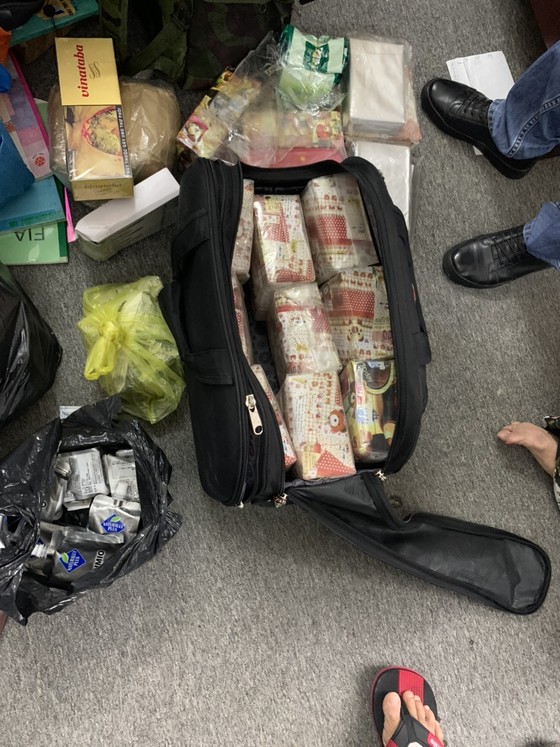 Hành trình phá đường dây ma túy thu 50 bánh heroin, 35kg ma túy đá... ảnh 3 Hành trình phá đường dây ma túy thu 50 bánh heroin, 35kg ma túy đá... ảnh 3