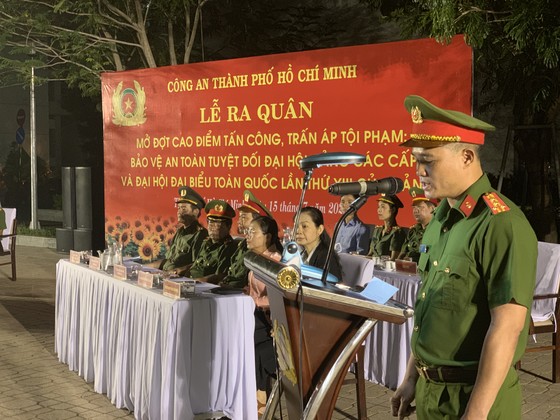 Công an TPHCM tổ chức ra quân tấn công trấn áp tội phạm ảnh 2