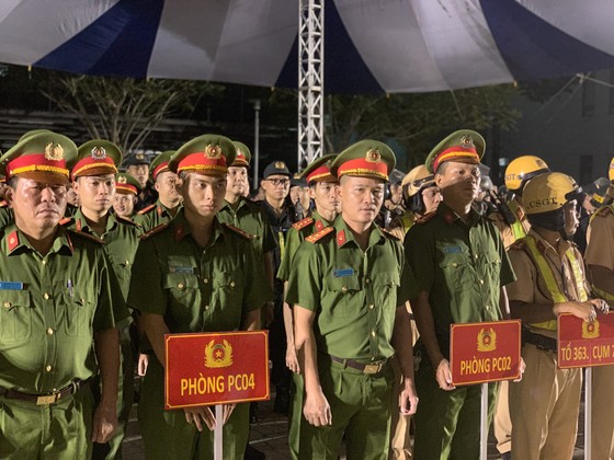 Công an TPHCM tổ chức ra quân tấn công trấn áp tội phạm ảnh 3