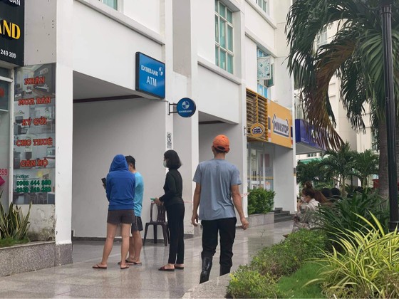 Phát hiện thi thể người phụ nữ lìa đầu ở chung cư Hoàng Anh Thanh Bình, quận 7 ảnh 3