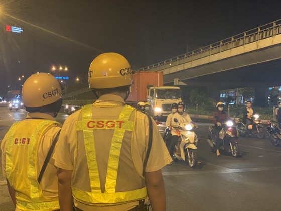 Cao điểm tấn công trấn áp các loại tội phạm, bảo đảm an toàn tuyệt đối bầu cử các cấp ở TPHCM. Ảnh: CHÍ THẠCH 