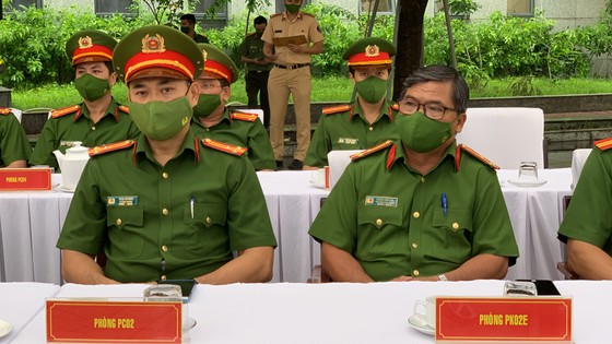 Công an TPHCM ra quân đảm bảo giao thông dịp nghỉ lễ và SEA Games 31 ảnh 2