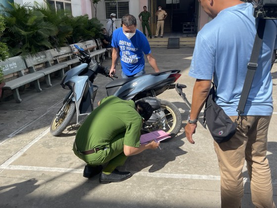 TPHCM: Người dân thuận tiện hơn khi được đăng ký, cấp biển số xe ở huyện, xã, thị trấn ảnh 6