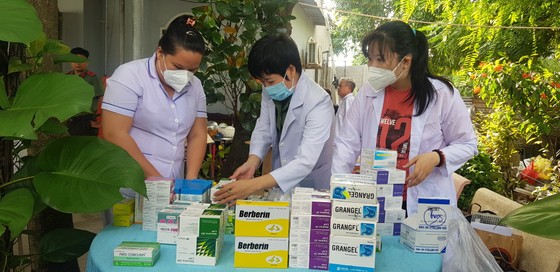 Chăm lo sức khỏe cho các gia đình chính sách ảnh 3