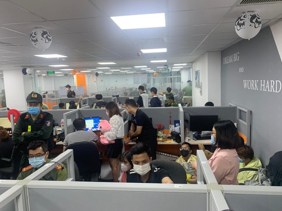 Thủ đoạn của “tập đoàn tài chính” chuyên cắt ghép ảnh đồi trụy, gọi điện vu khống để đòi nợ ảnh 5