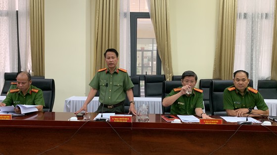 Thủ đoạn của “tập đoàn tài chính” chuyên cắt ghép ảnh đồi trụy, gọi điện vu khống để đòi nợ ảnh 1