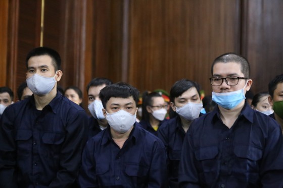 Bị cáo Nguyễn Thái Luyện khai không lừa đảo ảnh 1