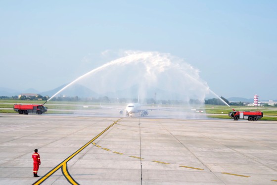 Chuyến bay của hàng không Myanmar khai trương đường bay thường lệ đến Hà Nội