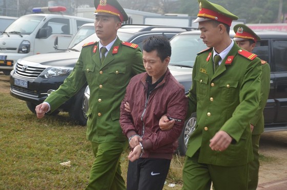 Đang xét xử 9 đối tượng sát hại nữ sinh giao gà ở Điện Biên ảnh 6 Đang xét xử 9 đối tượng sát hại nữ sinh giao gà ở Điện Biên ảnh 6