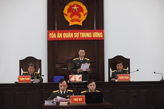 Cựu Thứ trưởng Bộ Quốc phòng Nguyễn Văn Hiến được giảm 6 tháng tù ảnh 1 Cựu Thứ trưởng Bộ Quốc phòng Nguyễn Văn Hiến được giảm 6 tháng tù ảnh 1