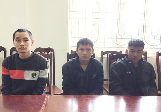Khởi tố các đối tượng làm và lưu hành tiền giả ảnh 1