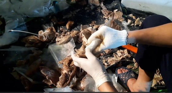 Giấu ma túy trong dạ dày heo ảnh 2 Giấu ma túy trong dạ dày heo ảnh 2
