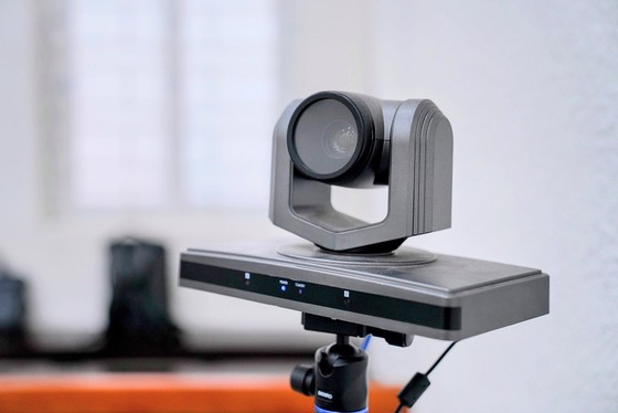 Hình ảnh phiên tòa xét xử trực tuyến được truyền trực tiếp tới 30 quận, huyện tại Hà Nội ảnh 7 Hình ảnh phiên tòa xét xử trực tuyến được truyền trực tiếp tới 30 quận, huyện tại Hà Nội ảnh 7