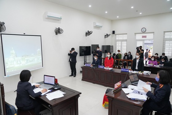 Hình ảnh phiên tòa xét xử trực tuyến được truyền trực tiếp tới 30 quận, huyện tại Hà Nội ảnh 1 Hình ảnh phiên tòa xét xử trực tuyến được truyền trực tiếp tới 30 quận, huyện tại Hà Nội ảnh 1
