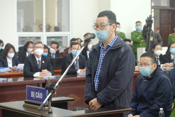 Các bị cáo vụ án cao tốc Đà Nẵng - Quảng Ngãi nói lời xin lỗi muộn màng ảnh 1 Các bị cáo vụ án cao tốc Đà Nẵng - Quảng Ngãi nói lời xin lỗi muộn màng ảnh 1