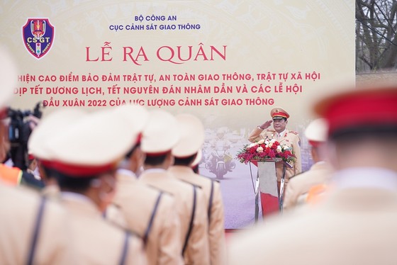 Cảnh sát giao thông ra quân đợt cao điểm Tết Dương lịch, Tết Nguyên đán ảnh 5 Cảnh sát giao thông ra quân đợt cao điểm Tết Dương lịch, Tết Nguyên đán ảnh 5