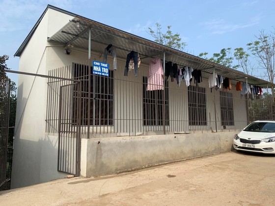 Vụ bé gái 3 tuổi bị nhiều đinh ghim vào đầu: Có dấu hiệu của tội giết người ảnh 1