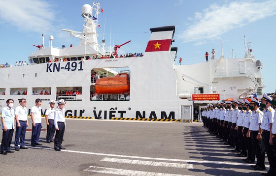 Kỷ niệm 67 năm truyền thống Hải quân nhân dân Việt Nam: Không để Tổ quốc bị “bất ngờ” từ hướng biển ảnh 4 Kỷ niệm 67 năm truyền thống Hải quân nhân dân Việt Nam: Không để Tổ quốc bị “bất ngờ” từ hướng biển ảnh 4