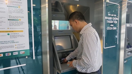 Dùng căn cước công dân rút tiền tại ATM: Đối sánh dữ liệu công dân trước khi được rút tiền ảnh 2 Dùng căn cước công dân rút tiền tại ATM: Đối sánh dữ liệu công dân trước khi được rút tiền ảnh 2