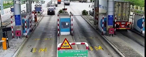 Công an làm rõ hành vi “lạ” của một tài xế trên cao tốc ảnh 1