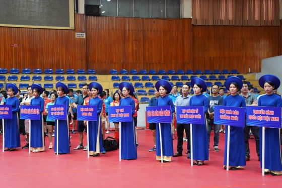 Hơn 200 nhà báo tranh tài ở giải bóng bàn cúp Hội Nhà báo Việt Nam 2022 ảnh 5