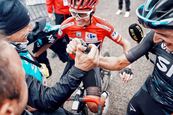 Vuelta a Espana 2017 - Chặng đua thứ 20: Contador thắng, nhưng Froome sẽ đăng quang ảnh 4