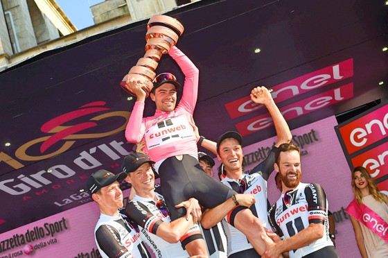 Tom Dumoulin - nhà ĐKVĐ của Giro d'Italia