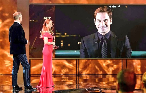Federer nhận giải thưởng "Nhân vật thể thao Thụy Sỹ của năm" qua hình ảnh video