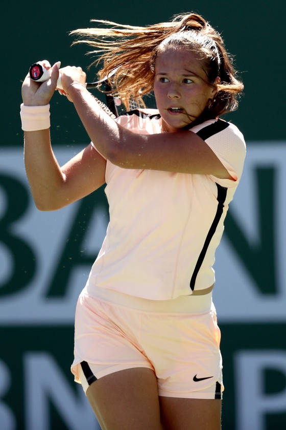 Indian Wells 2018: Thắng trận thứ 16 liên tiếp, Federer giữ ngôi Nhà vua ảnh 4 Indian Wells 2018: Thắng trận thứ 16 liên tiếp, Federer giữ ngôi Nhà vua ảnh 4