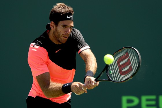 Miami Masters 2018: Isner thắng trong trận “Hai Tòa tháp”, đụng “Đệ ngũ kiếm” ở chung kết ảnh 1