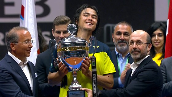 Toàn thắng 5 trận chung kết gần nhất, Kvitova lên ngôi ở Praha ảnh 2