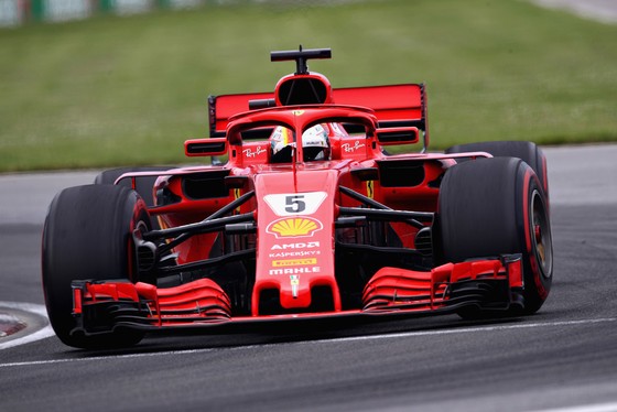 Đua xe F1: Lên ngôi tại Canada, Vettel giành chiến thắng thứ 4 trong mùa ảnh 5 Đua xe F1: Lên ngôi tại Canada, Vettel giành chiến thắng thứ 4 trong mùa ảnh 5
