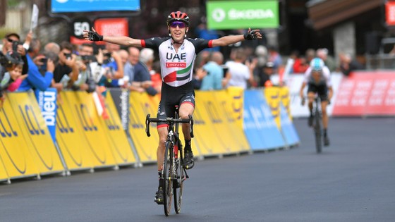Tour de France 2018: Froome thu ngắn cách biệt, thảnh thơi chờ “bùng nổ” ảnh 1 Tour de France 2018: Froome thu ngắn cách biệt, thảnh thơi chờ “bùng nổ” ảnh 1